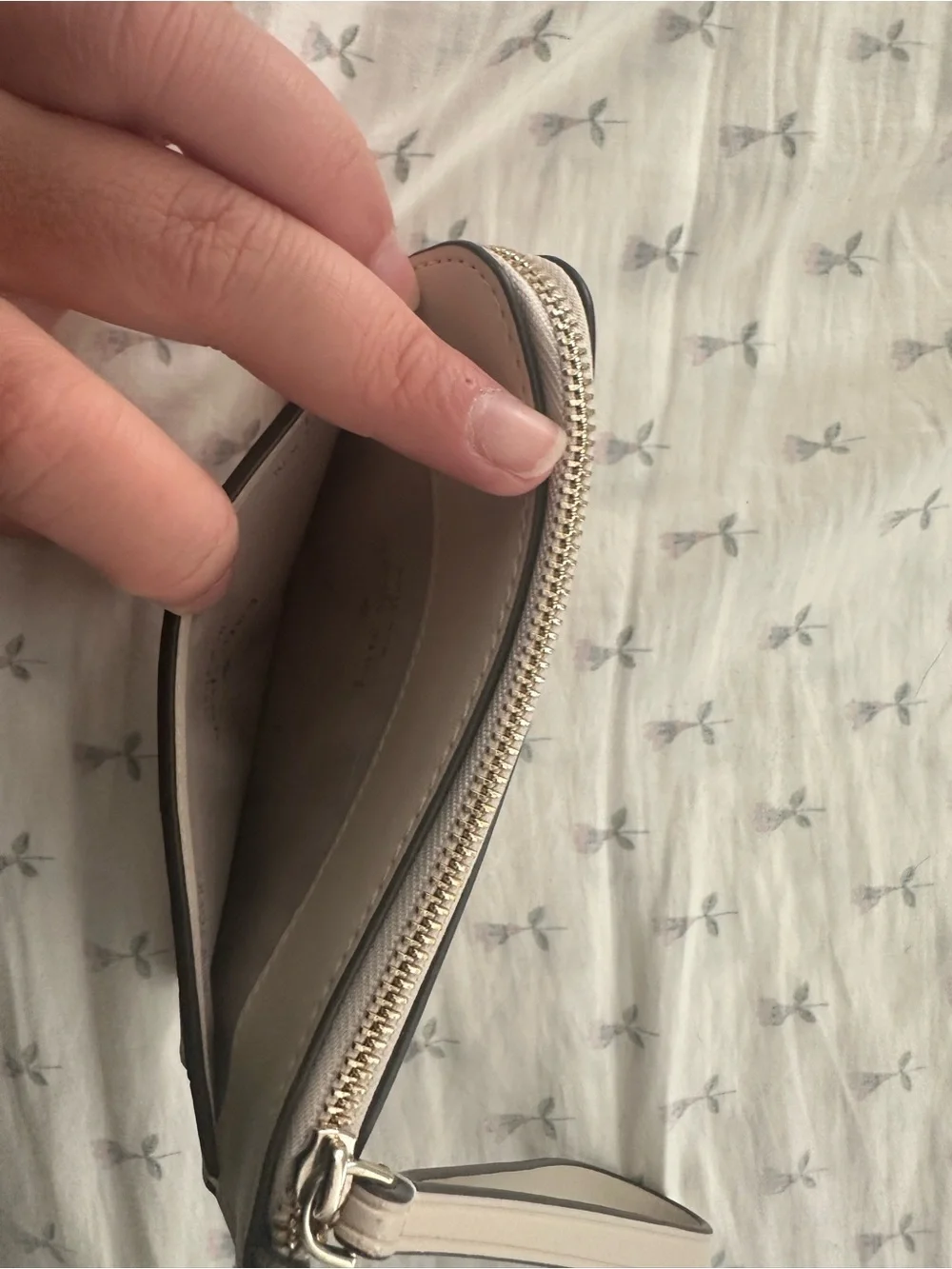 Kate Spade Flower Medium Wristlet/Wallet